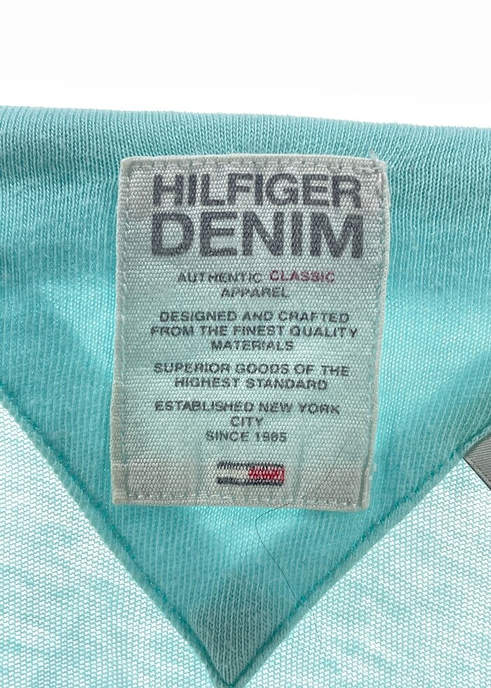 Tommy Hilfiger T-shirt %70 İndirimli. - Görsel 4
