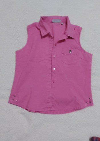 LC Waikiki Pembe, Düğmeli, Kolsuz Kadın Gömlek