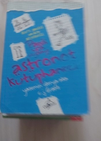 Astronot Kütüphaneci - Yasemin Derya Aka - Görsel 3