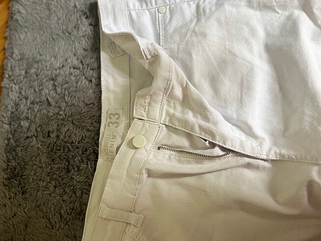 33 Beden beyaz pantolon