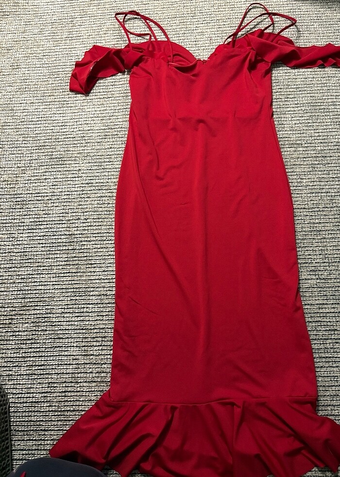 kırmızı esnek düşük kollu elbise - Görsel 2