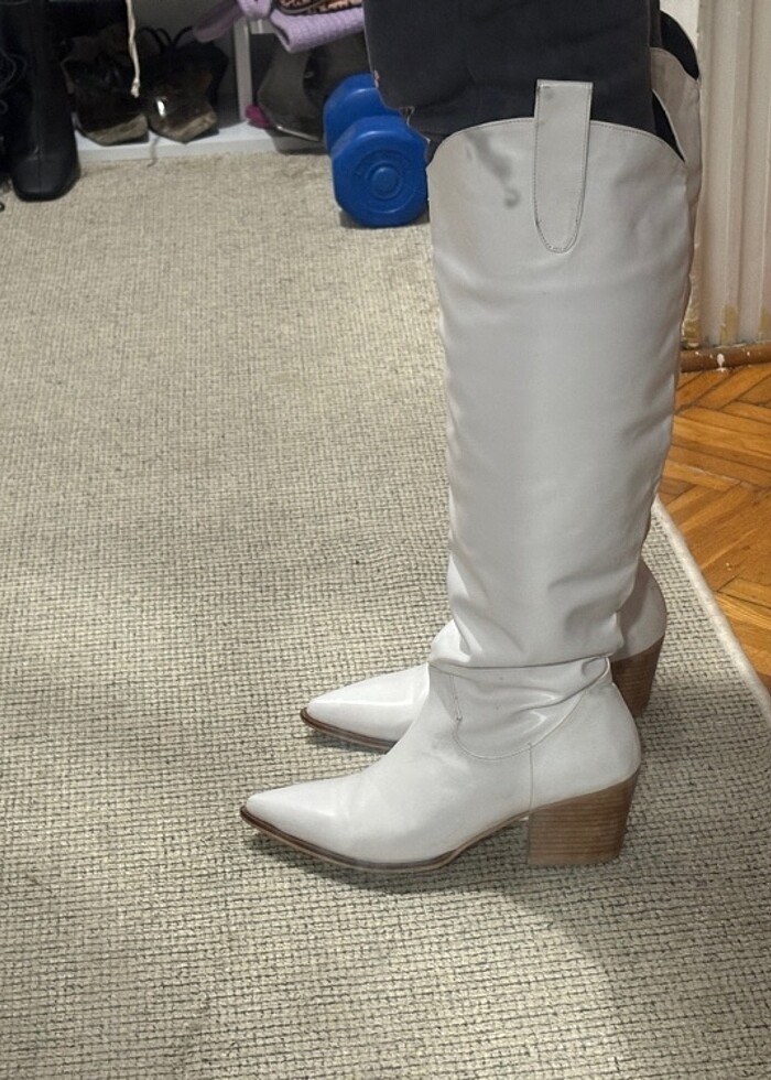 beyaz cizme - Görsel 3