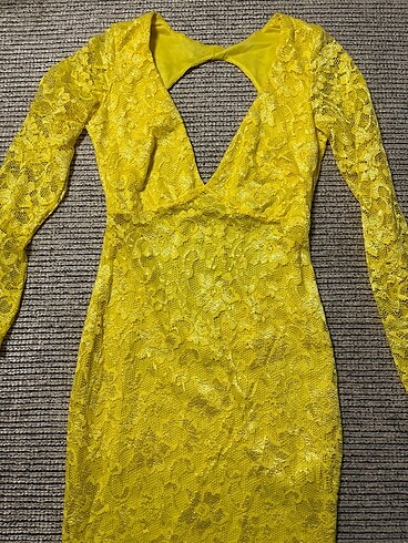 Zara sari elbise
