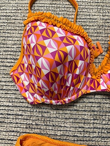 l Beden bikini cesit