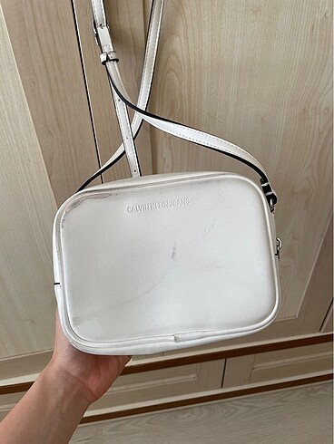 Beden calvin klein jeans çanta