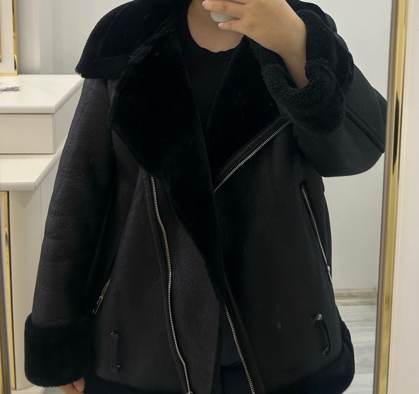DeFacto Siyah Peluş Kapüşonlu Mont — görsel 2/8