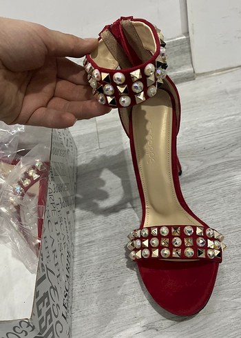 Bordo Parlak Taşlı Yüksek Topuklu Kadın Ayakkabı - Görsel 2