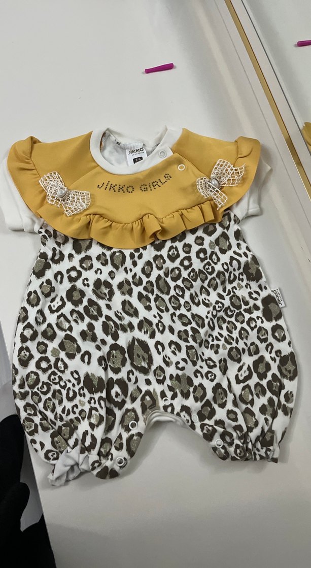Leopar Desenli Kahverengi Kız Bebek Tulum - Görsel 2
