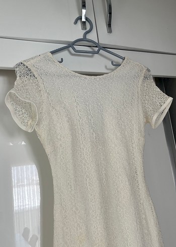 Dantel Detaylı Beyaz Uzun Abiye Elbise - Görsel 2