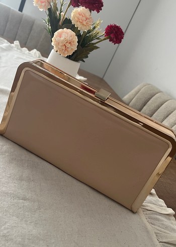 Bej Deri Tokalı Kadın Portföy Çanta - Görsel 2