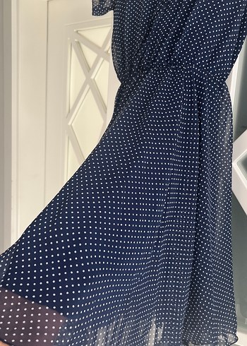 Lacivert V Yaka Midi Elbise - Görsel 3