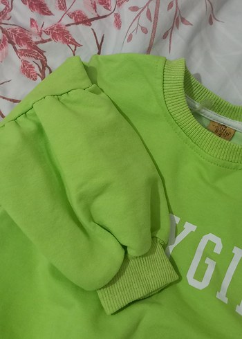 Yeşil Renkli Kız Çocuk Salaş Eşofman Takımı - Görsel 5