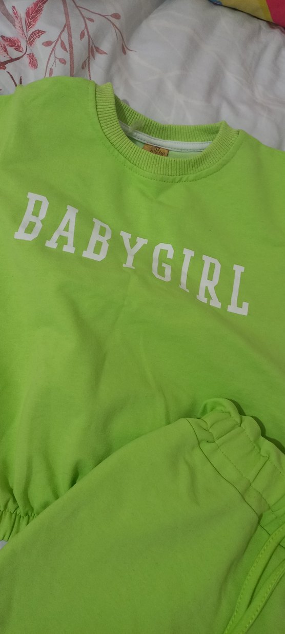 Yeşil Renkli Kız Çocuk Salaş Eşofman Takımı - Görsel 3