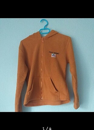 turuncu sweatshirt