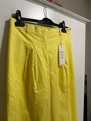 Sarı Pantolon