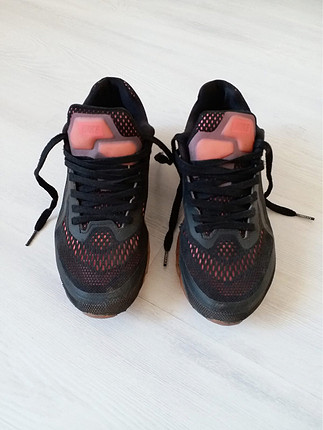 Nike spor ayakkabı
