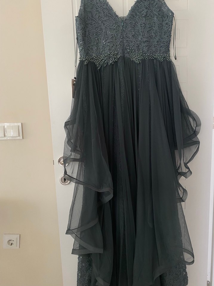 Drapeli V Yaka Uzun Abiye Elbise - Görsel 4