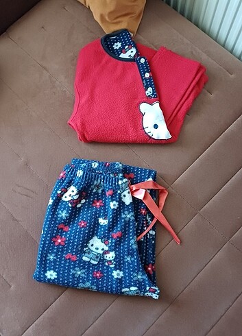 xl Beden Hello kitty Pijama Takımı