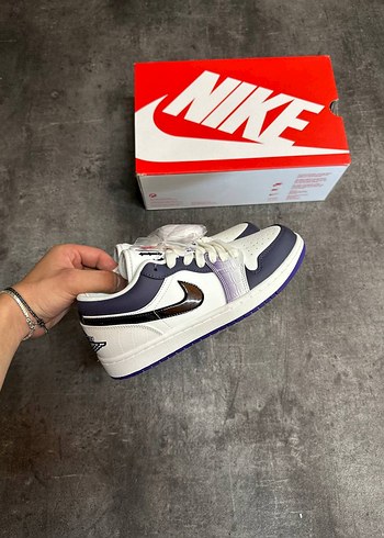Nike Beyaz Lacivert Sneaker