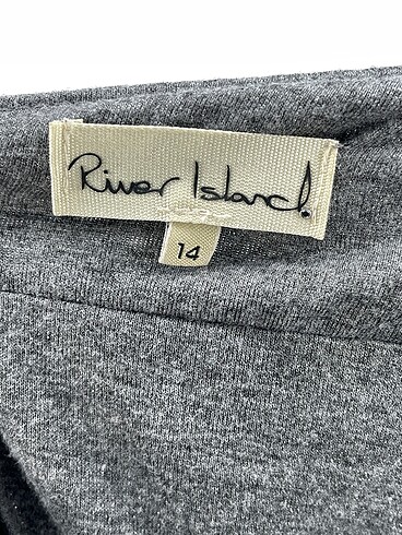 42 Beden çeşitli Renk River Island Kısa Elbise %70 İndirimli.