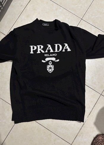 Prada Milano Siyah Bisiklet Yaka Kazak