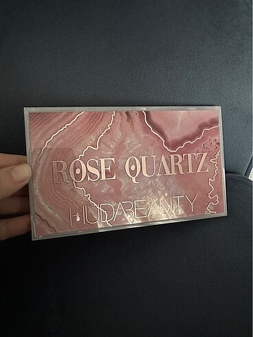 Huda beauty palet