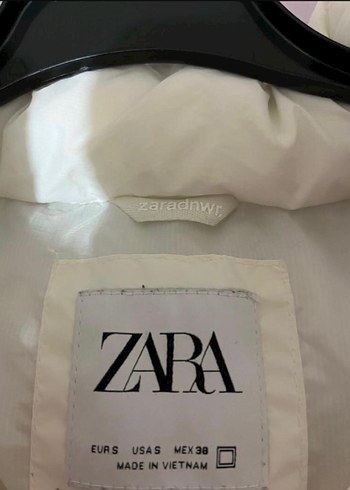 Zara Ekru Minimal Beyaz Mont