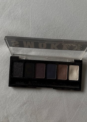 NYX NYX Siyah Smokey Göz Farı
