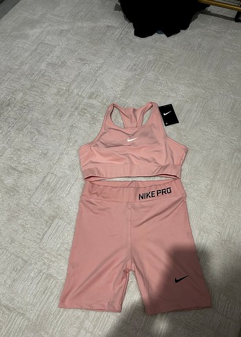 Nike l