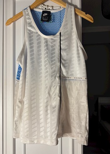 Nike Üst
