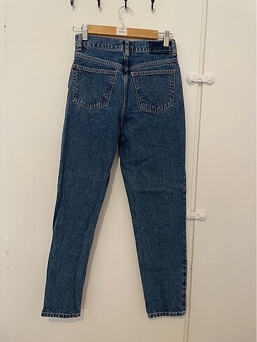 34 Beden mavi Renk Mango Mom jean