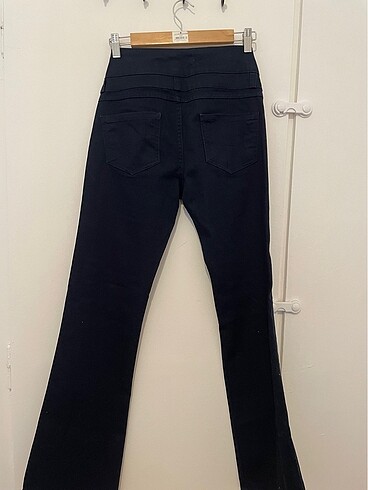 29 Beden Lacivert Flare Pantolon
