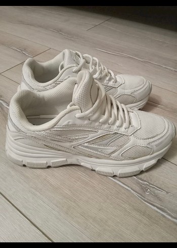 Pull and Bear Pull and Bear sneakers