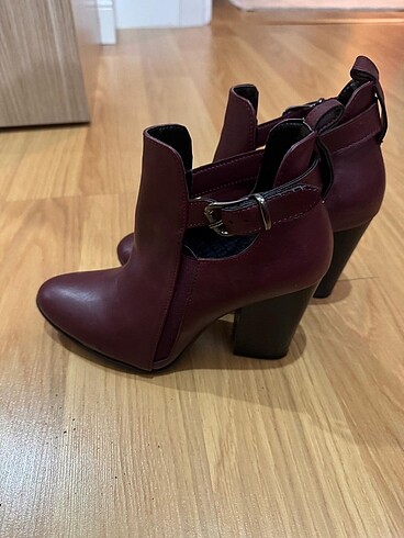 37 Beden bordo Renk Topuklu Bot