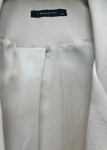 Düğmeli Beyaz Kadın Blazer Ceket - Görsel 2