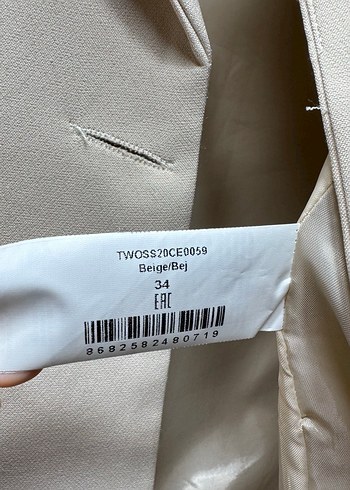 Düğmeli Beyaz Kadın Blazer Ceket - Görsel 3