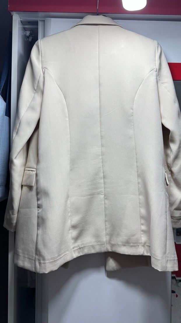 Düğmeli Beyaz Kadın Blazer Ceket - Görsel 5