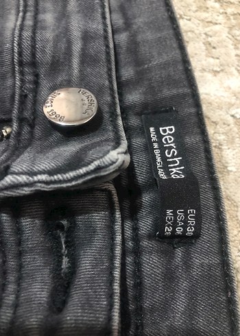 Bershka Siyah Denim Jean
