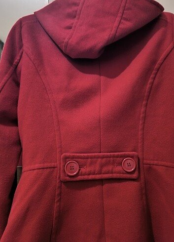 Kırmızı kaşe kaban - Görsel 7