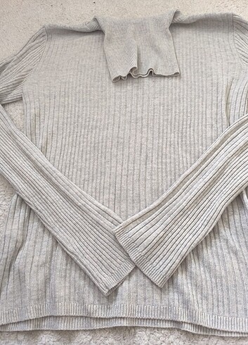 Krem rengi boğazlı kazak - Görsel 2