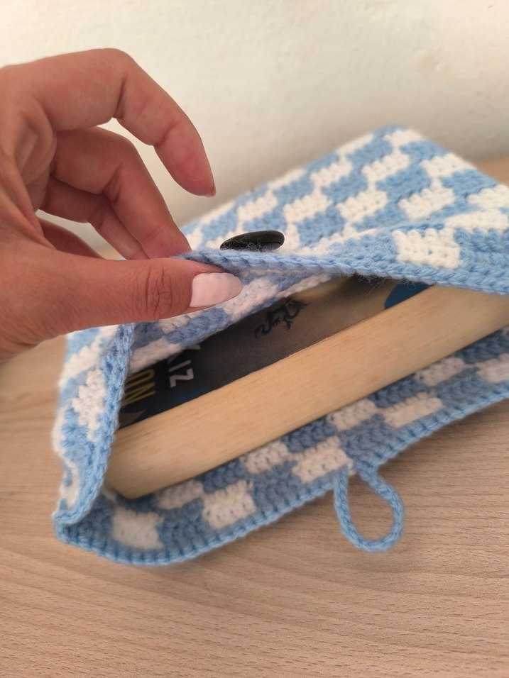 Mavi Kareli Örgü Kitap Çantası - Görsel 4