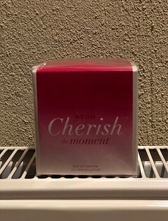 Avon 50 ml cherish moment kadın parfümü