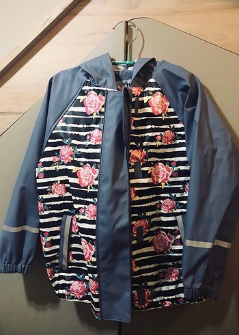 Çiçek Desenli Mavi Kız Yağmurluk - Görsel 4