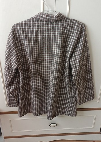 Düğmeli Kahverengi Gömlek - Görsel 5