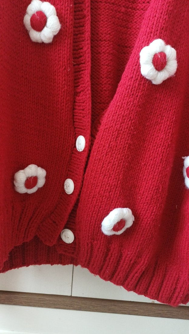 Kırmızı Örgü Çiçek Detaylı Bohem Kadın Hırka - Görsel 4