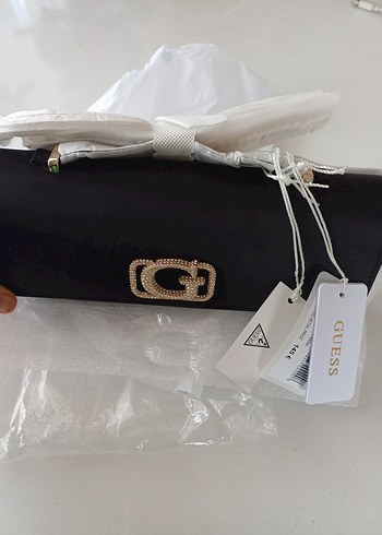 orjinal Guess Siyah Deri Tokalı Kadın Çantası - Görsel 3