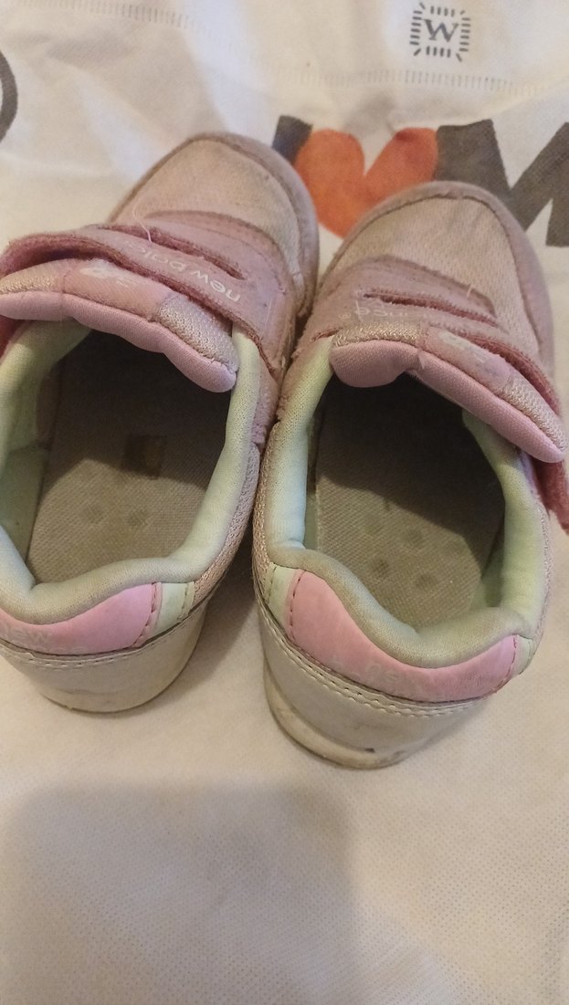 New Balance Kız Çocuk Pembe Spor Ayakkabı - Görsel 2