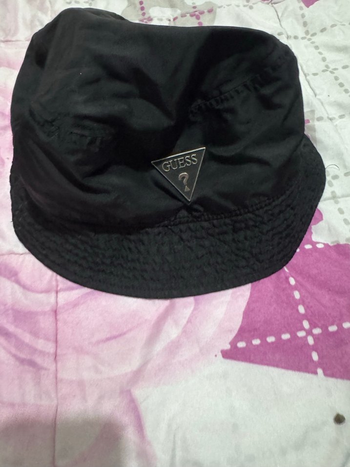 Siyah Guess Kadın Şapka Velcro Detaylı - Görsel 5