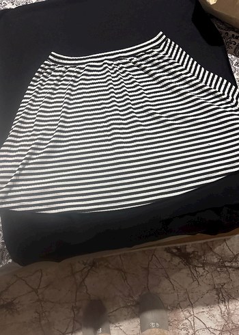 Gri Çizgili Pilili Midi Etek - Görsel 2