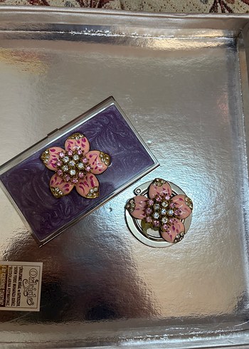 American Vintage Pembe Cicekli Vintage Metal Aksesuar Seti